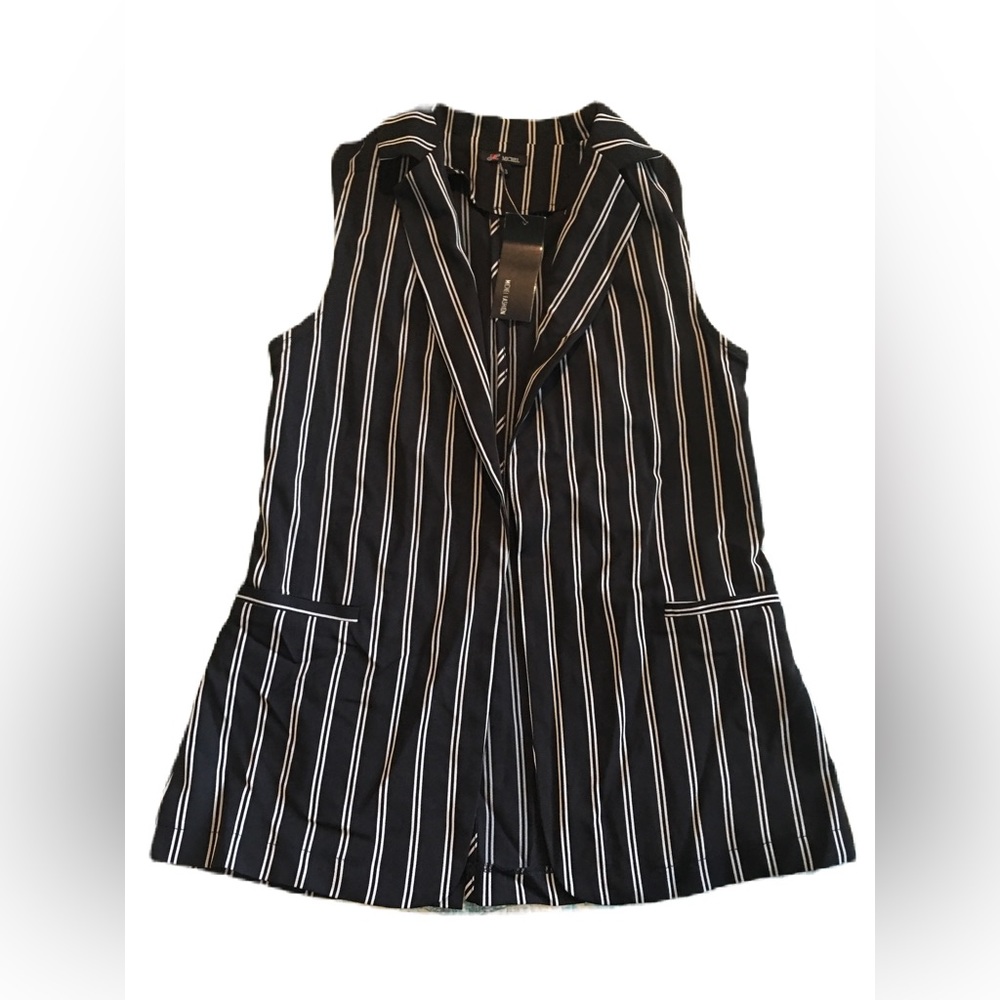 Michel Fashion Small Open Front Sleeveless Vest NWT